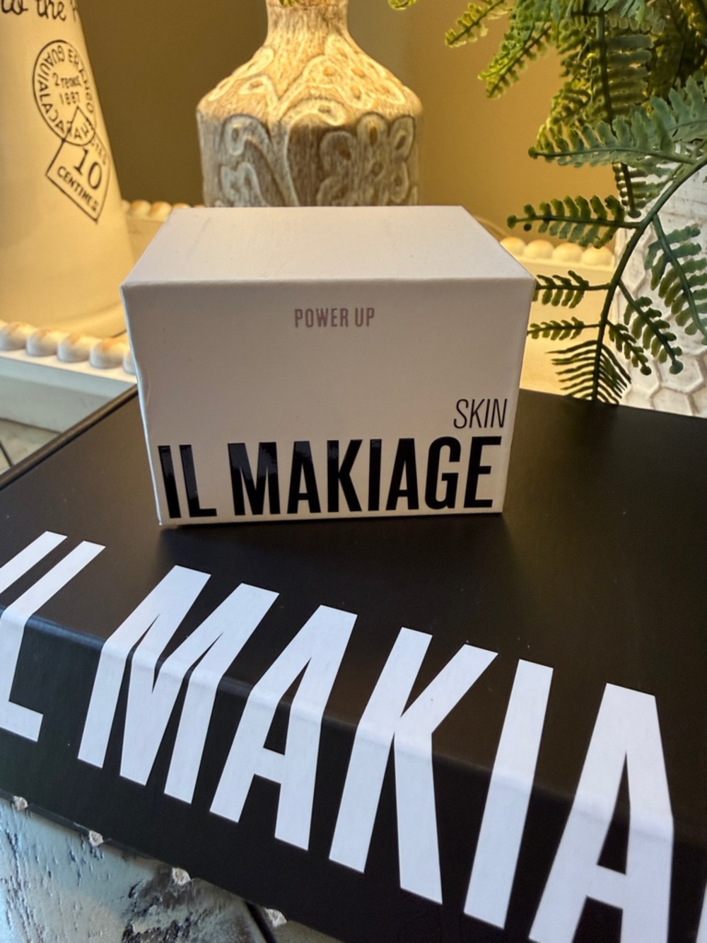 IL MAKIAGE Power Up Eye Treatment